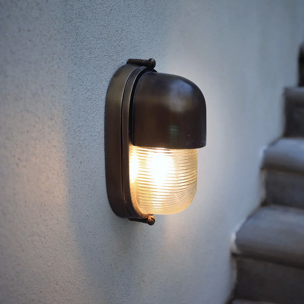 Fairford Outdoor Bulkhead Light - Image 3