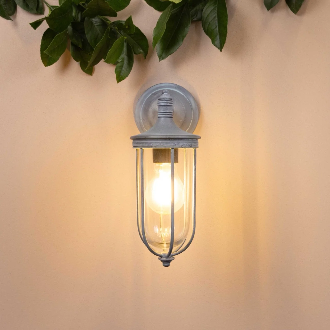 Hampstead Outdoor Wall Lamp | Old Iron - Image 3