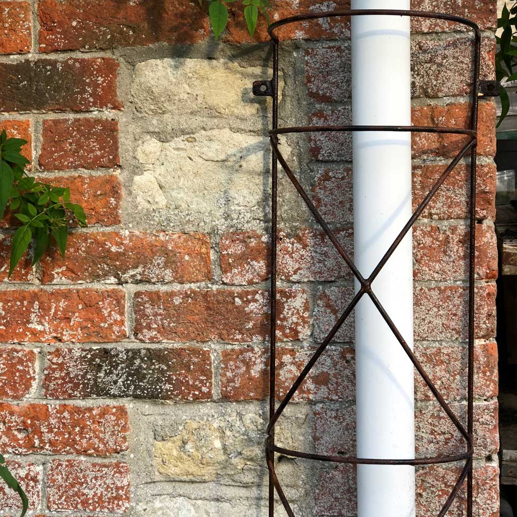 Elegance King Drainpipe Cover - Image 3