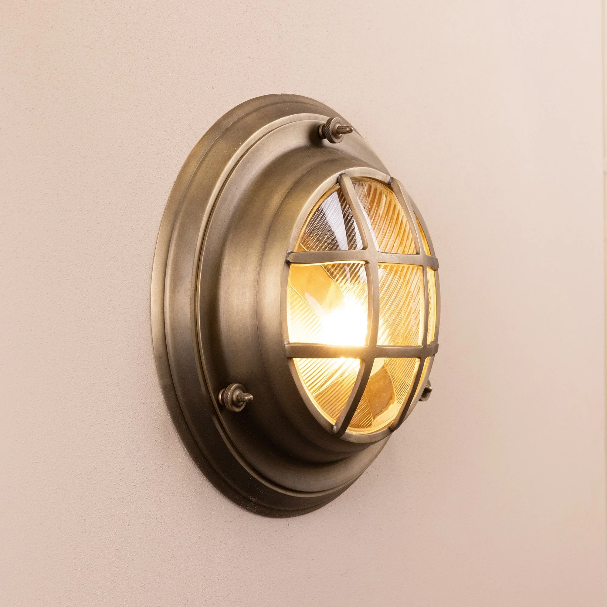 Looe Bulk Head Round Lantern | Brass - Image 4