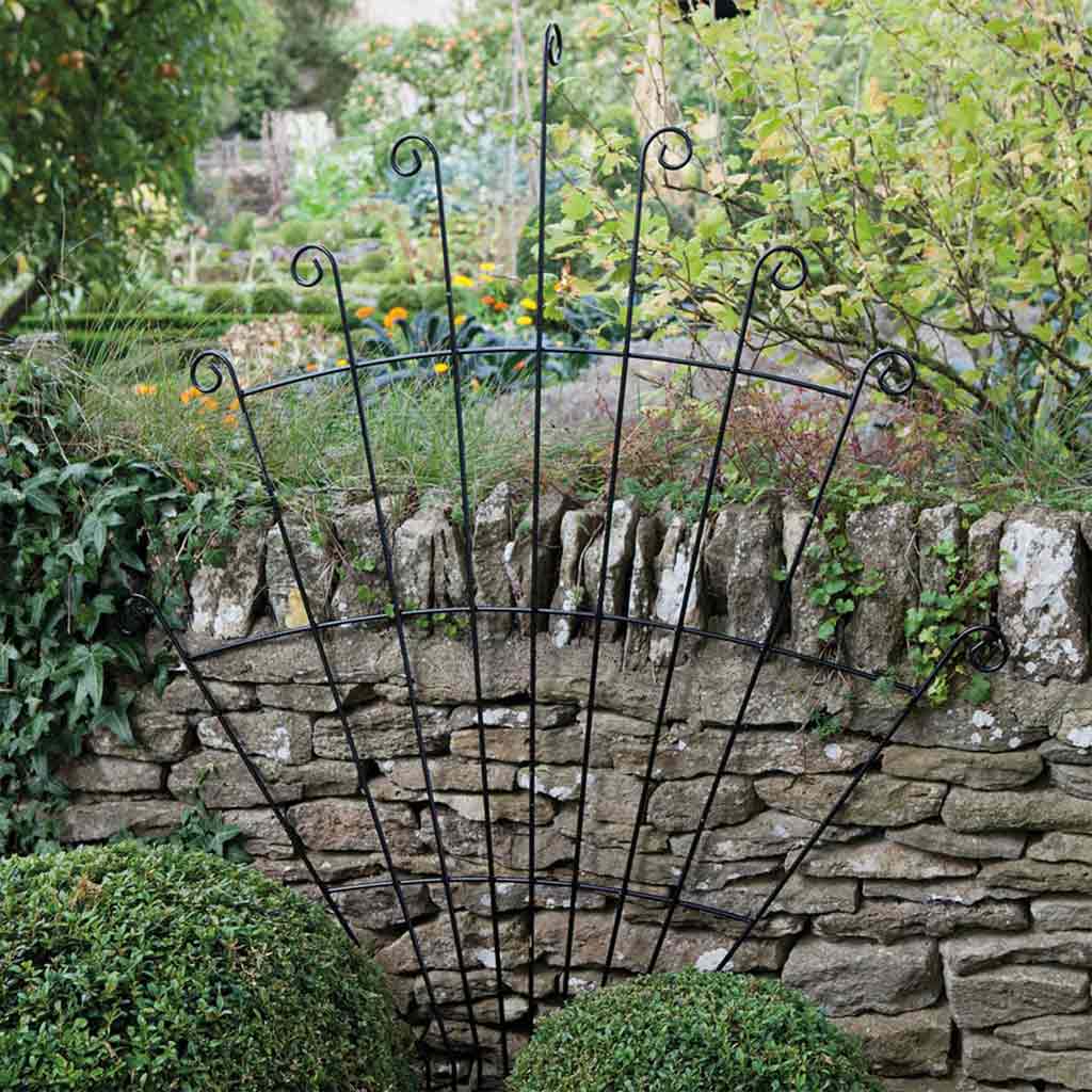Peacock Trellis - Image 2