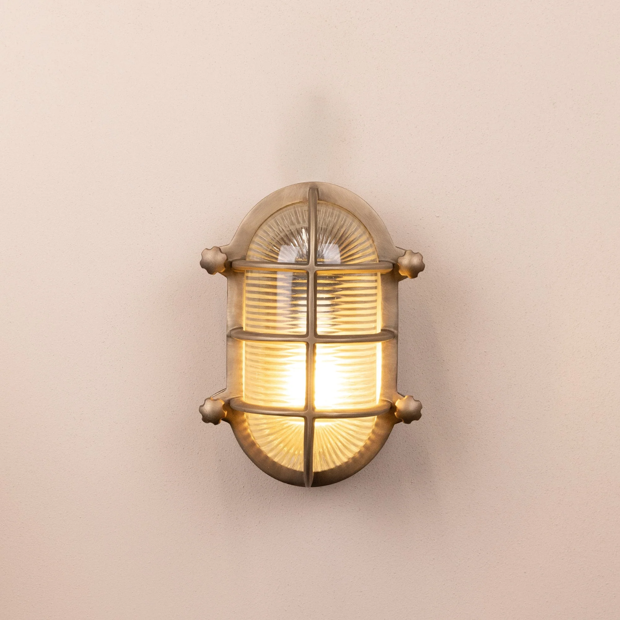 Salcombe Bulk Head Oval Lantern | Brass