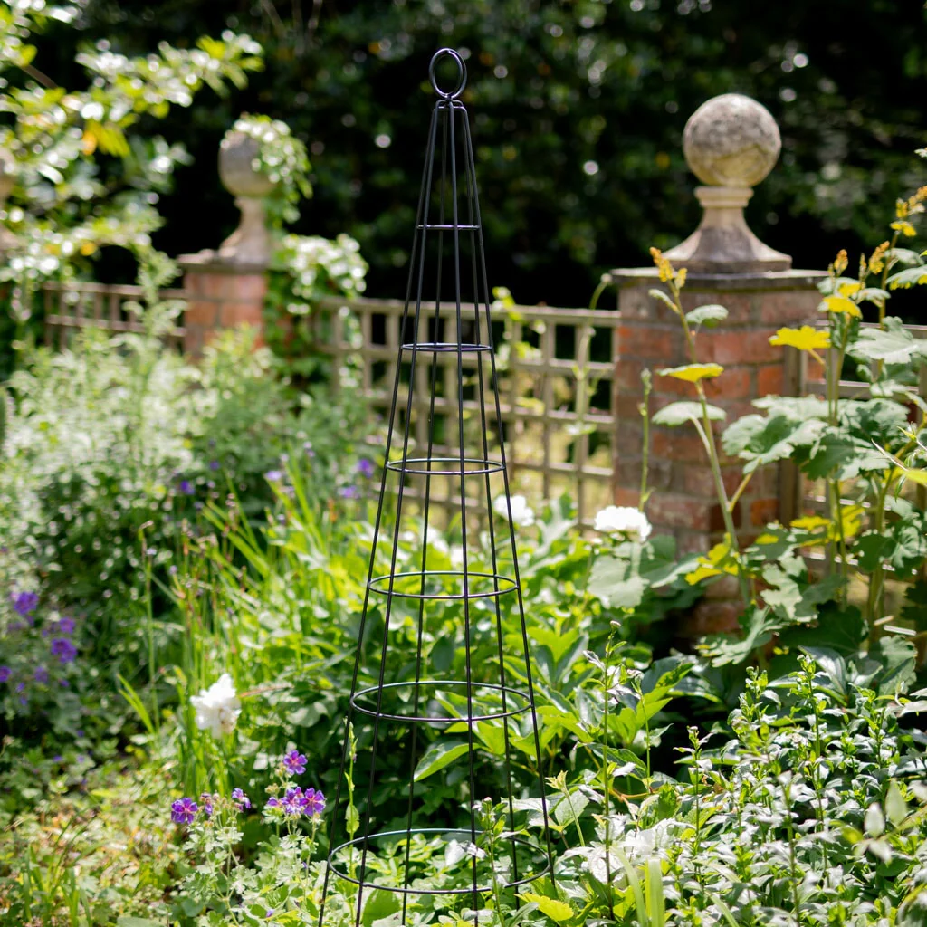 Elegance Salisbury Obelisk - Image 3