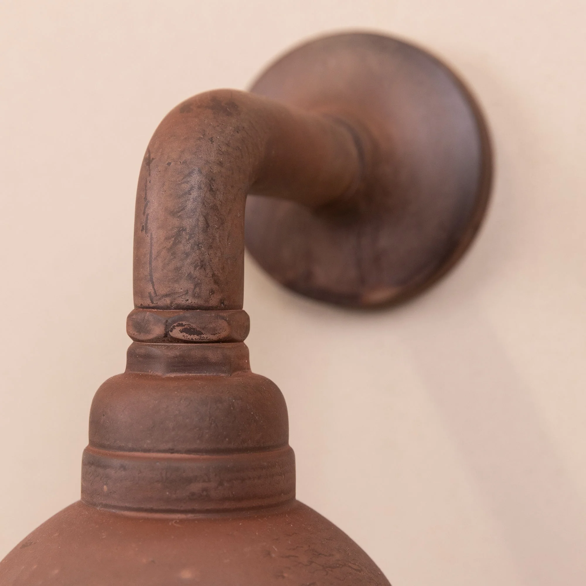 Trowbridge Outdoor Wall Lamp | Rust - Image 5